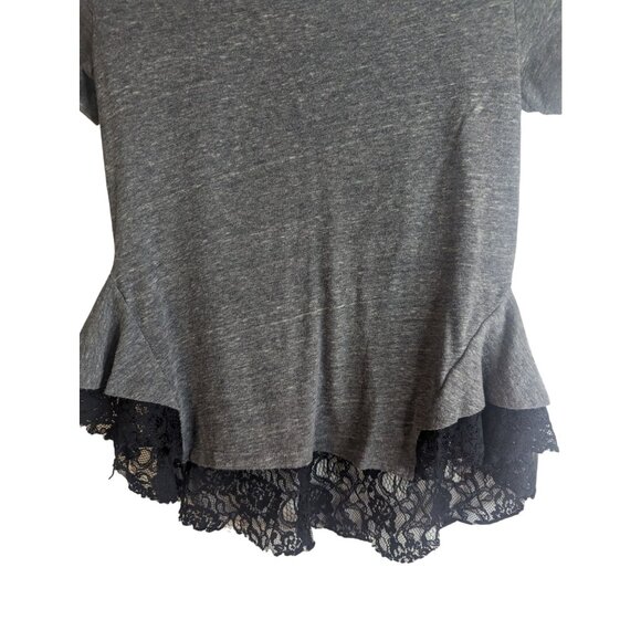 Free People Women's Grey T-Shirt Peplum Style w/Lace Inserts Casual Wear Sz XS - Picture 3 of 8